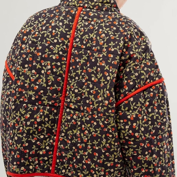 Women's Cropped Puffer Quilted Floral Print Lightweight Jacket - Picture 8 of 8